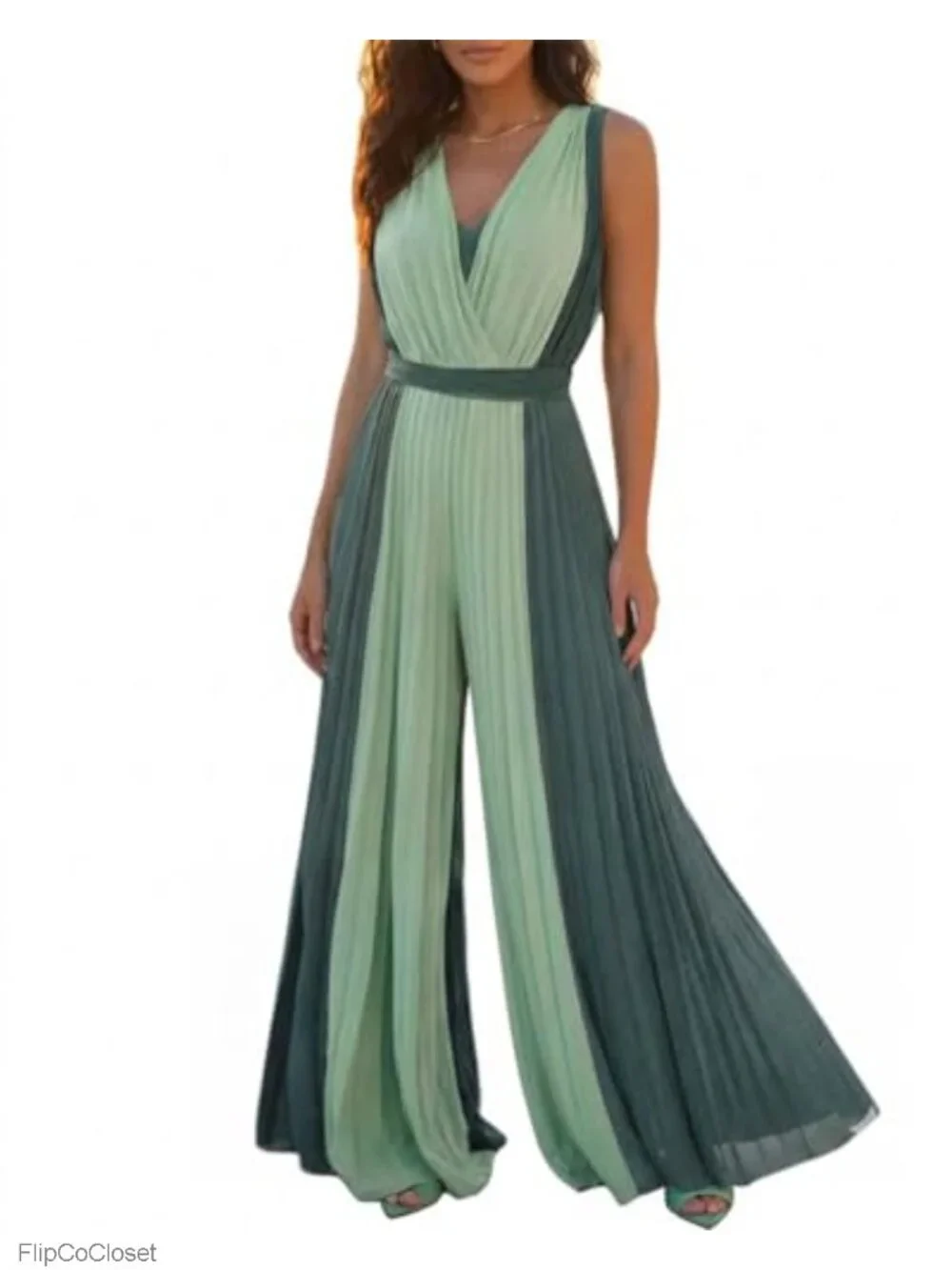Sleeveless Color-Blocked Pleated Jumpsuit with Belt